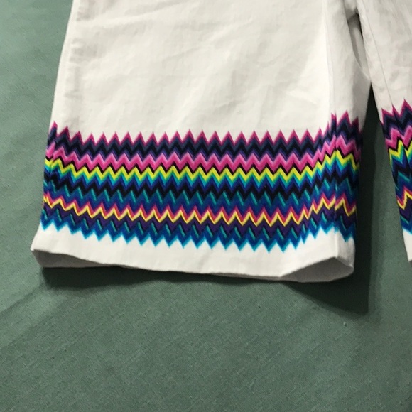 Attyre~~Cute Bermudas. 💜💛 - Picture 2 of 7